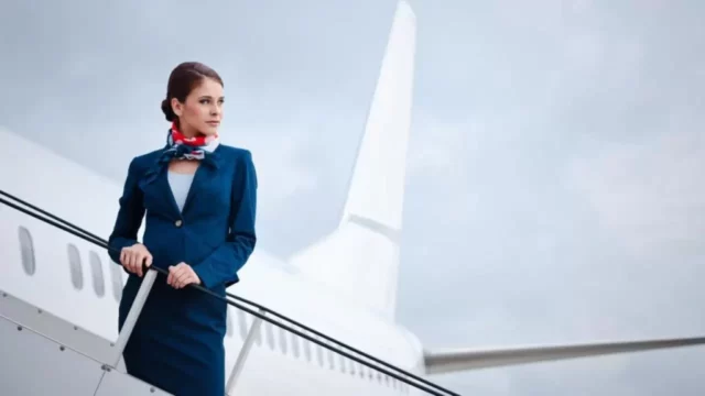 Emirates Hostes Maaşları 2025