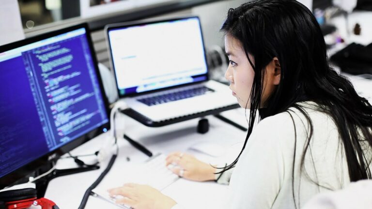 Bilgisayar Mühendislerinin İş Bulabileceği Ülkeler 2025